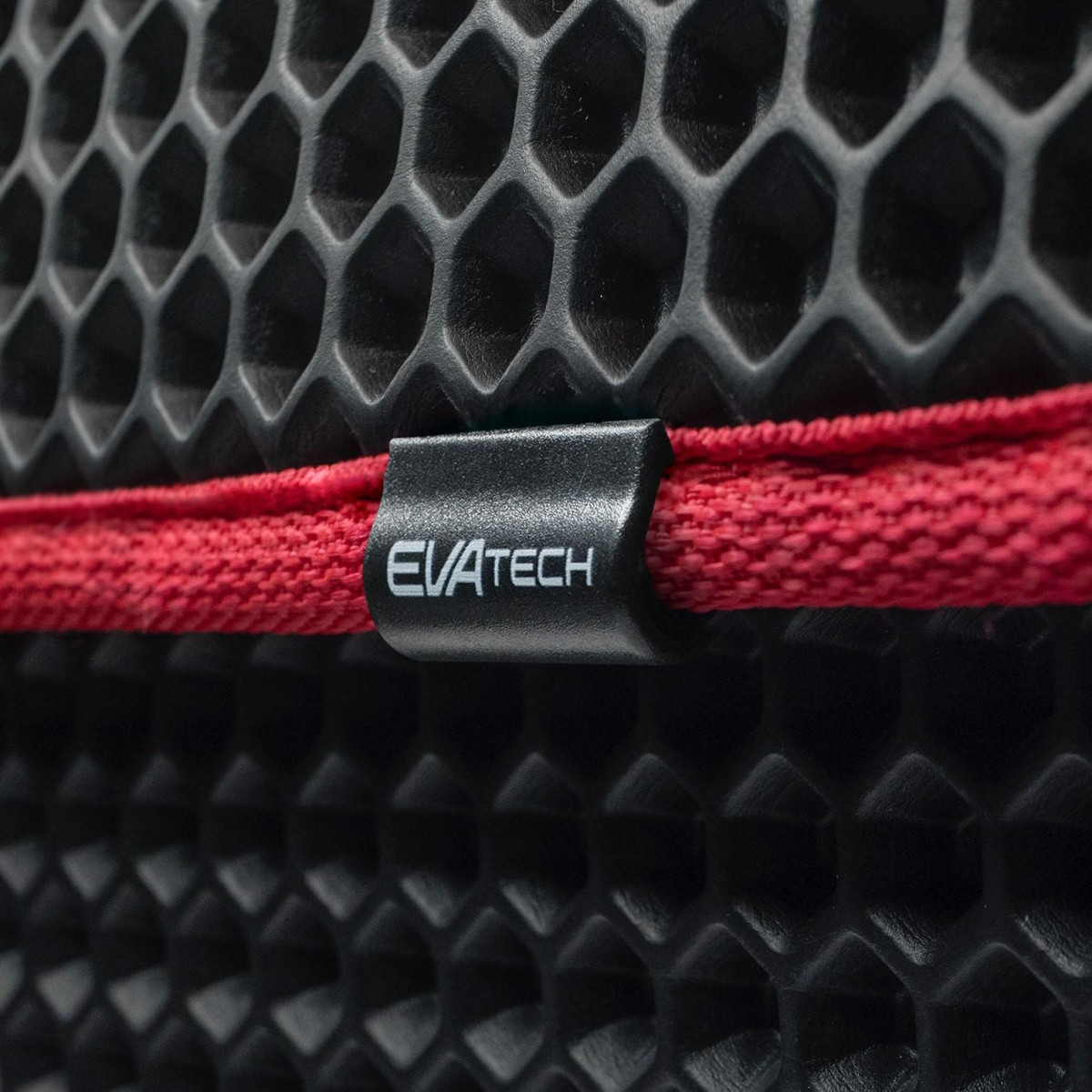 EVAtech Kofferraum-Organizer PRO L 32x75x30 cm - schwarz / rote Kanten EVAtech Kofferraum-Organizer PRO L 32x75x30 cm - schwarz / rote Kanten