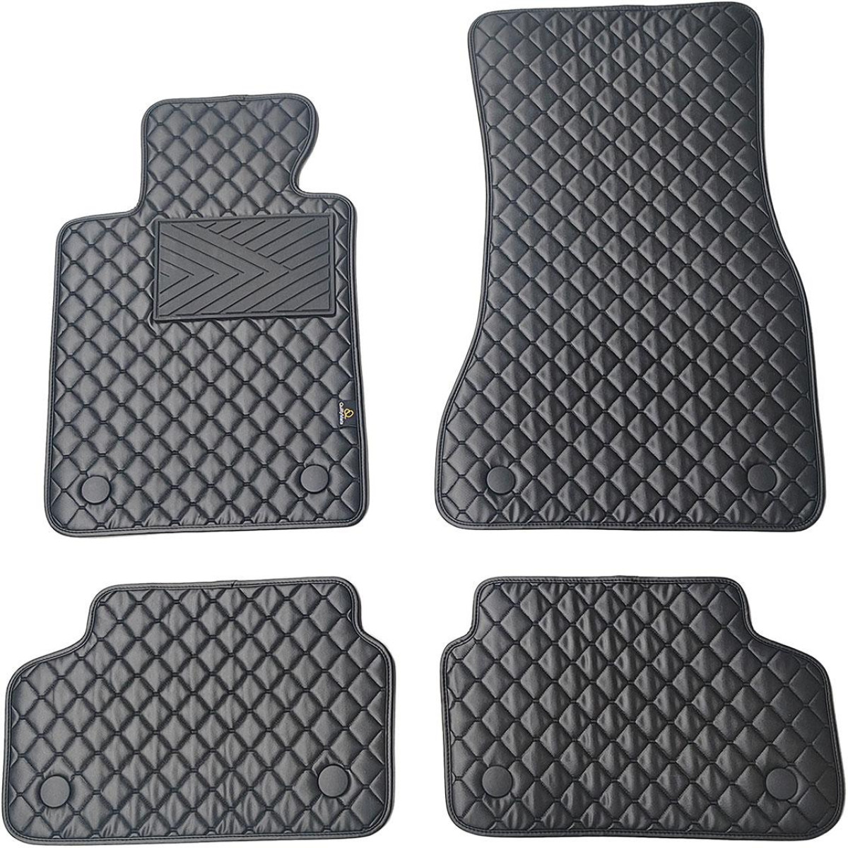 Fußmatten aus Kunstleder QuiltyMats BMW 5 ser. 2016-2023 (G30/G31) (Schwarz / schwarze nähte)