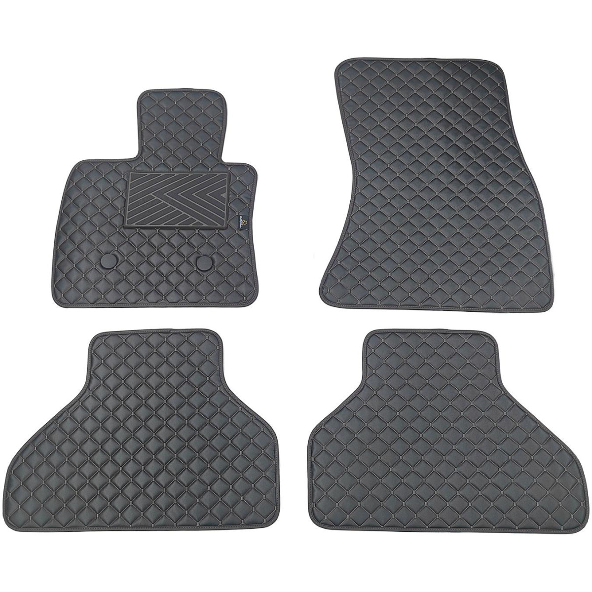 Fußmatten aus Kunstleder QuiltyMats BMW X5 2013-2018 (F15) (Schwarz / schwarze nähte)
