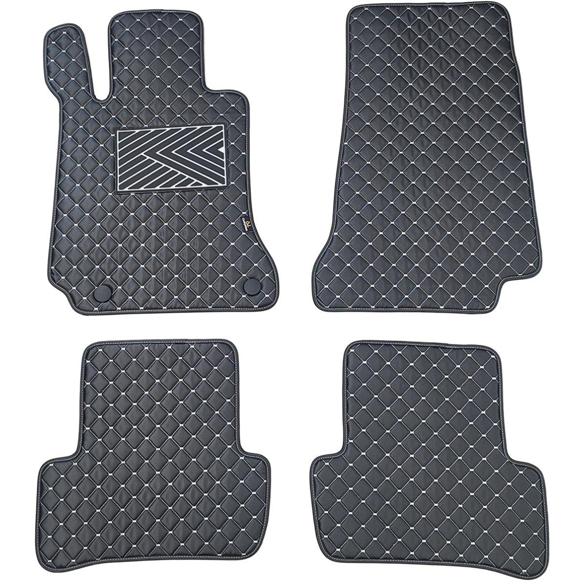 Fußmatten aus Kunstleder QuiltyMats MERCEDES-BENZ C-class W205 2014-2021 (Schwarz / graue nähte)