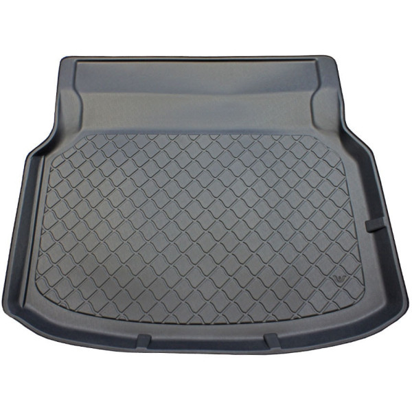 Kofferraummatte aus Gummi Mercedes C-class W204 Sedan 2007-2014 (forward folding rear seats, without a container in the left niche)