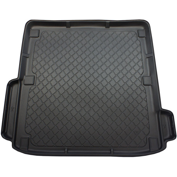 Kofferraummatte Mercedes E-class W212 T-Model (Combi) 2009-2016 (cut off the right and left parts of the niches)