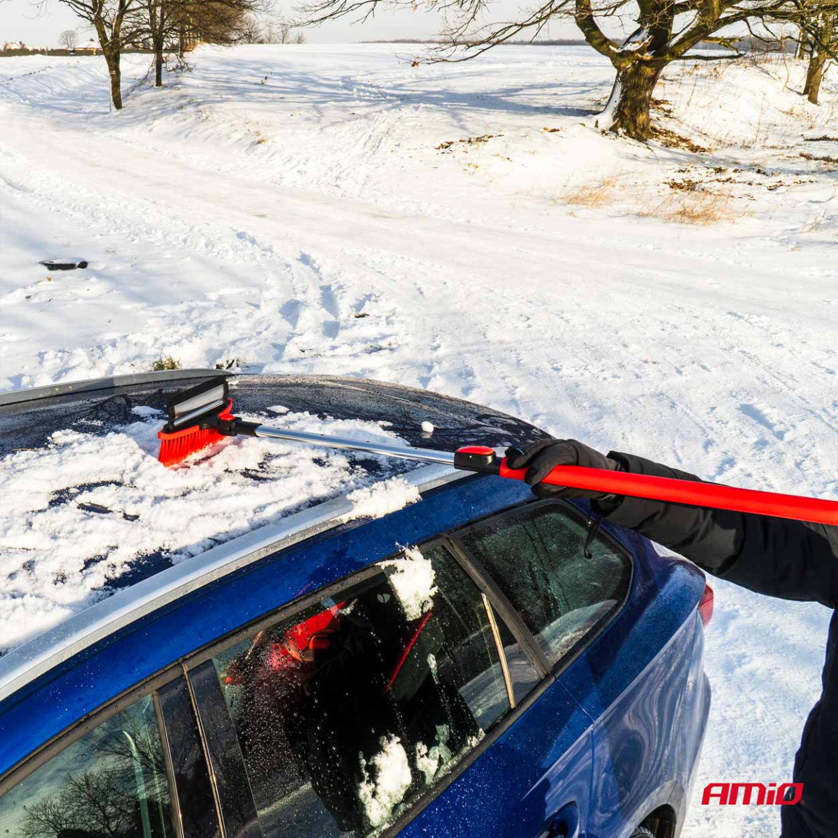 Große Teleskop-Schneebürste mit Schaber 98-134 cm