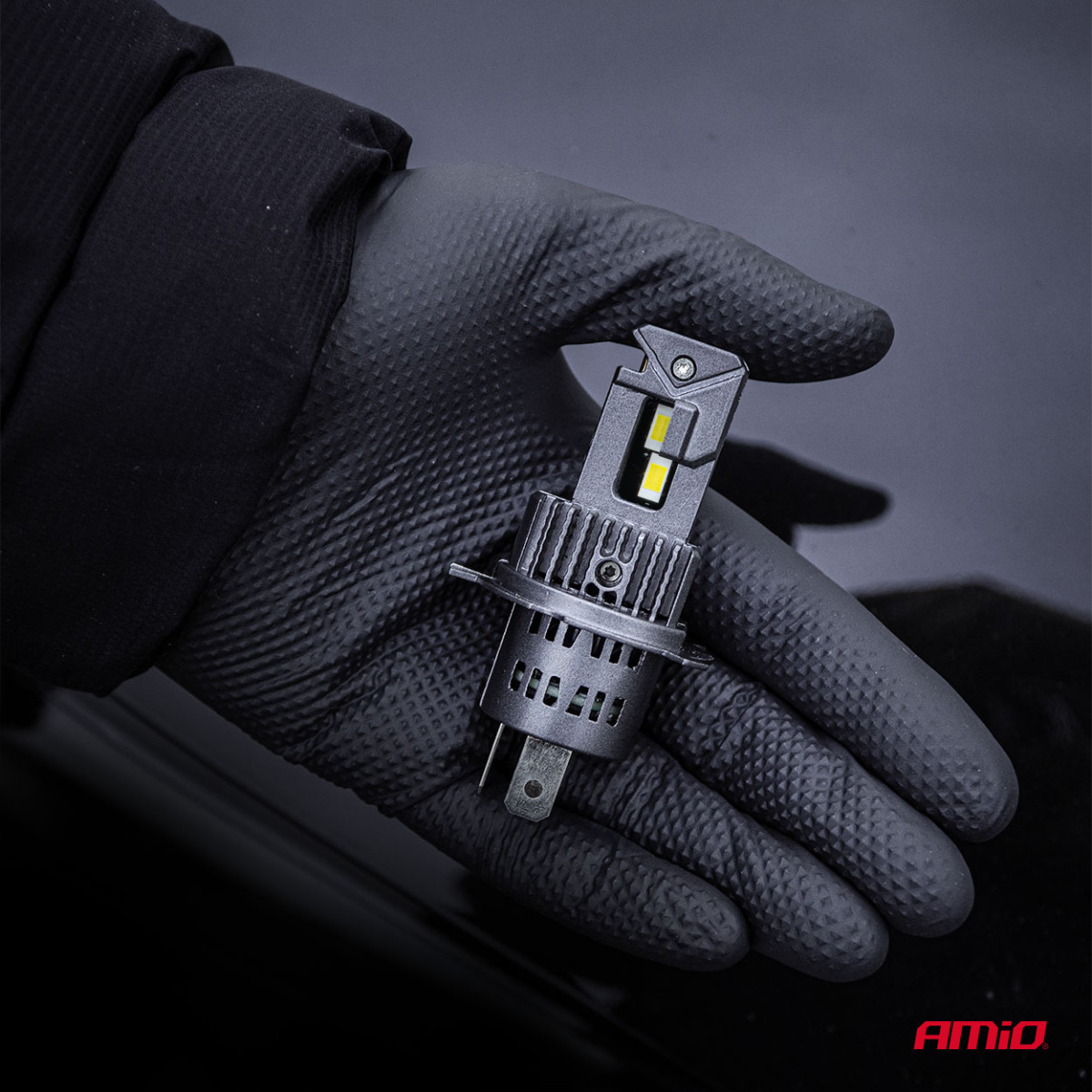 LED-Scheinwerferlampen F25 SILBER VOLL CANBUS H4/H19 54/58W 12V 24V AMIO-04703