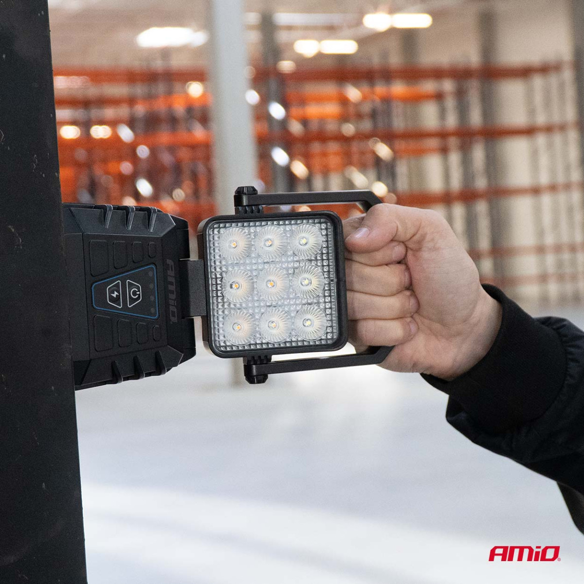 Tragbare LED-Arbeits- und Warnleuchte 15W (BATT) AMIO-04865