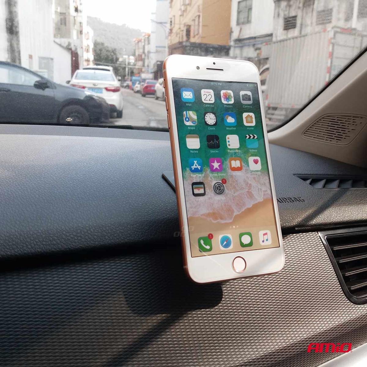 Magnetische Handyhalterung für das Armaturenbrett AMIO-04140