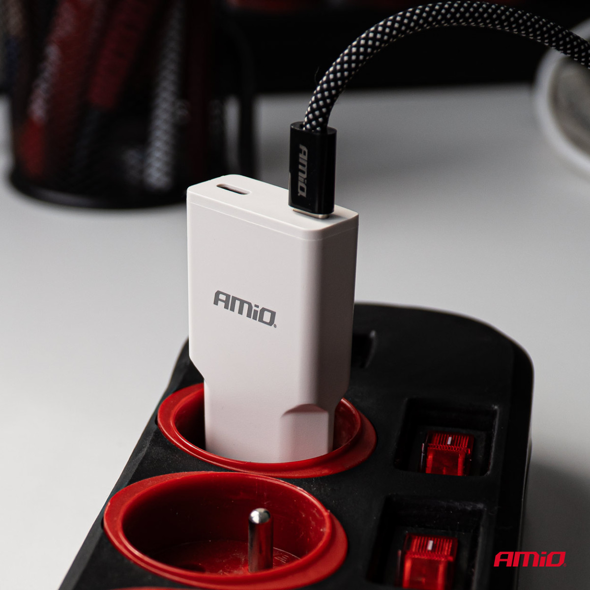 Magnetisches USB-C – USB-C-Kabel 60 W 200 cm AMIO-04841