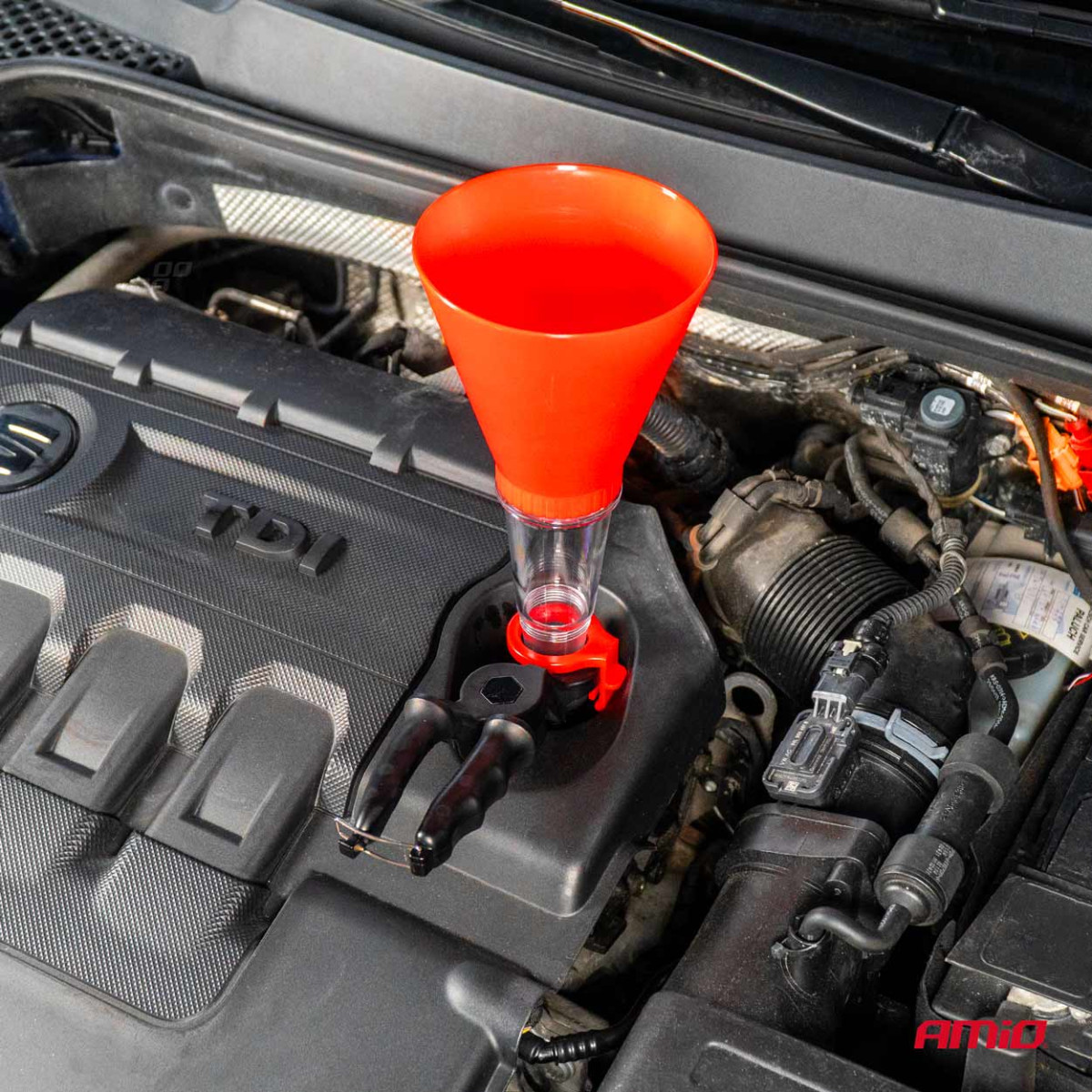 Motoröltrichter mit Halterung 125 mm AMIO-03278