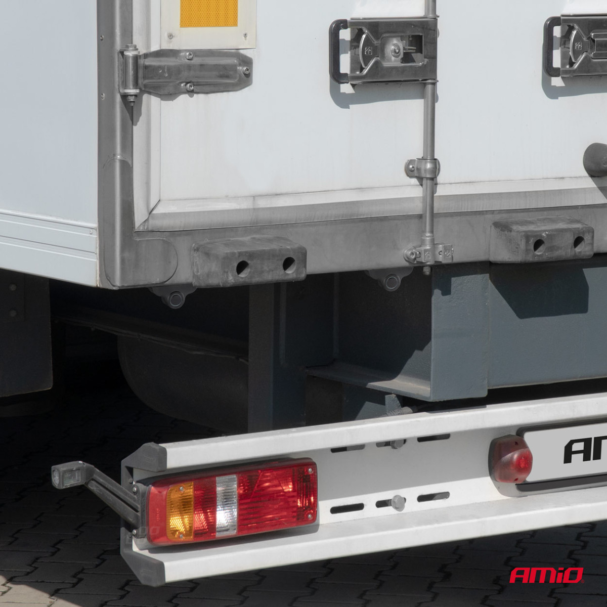 Einparkhilfe MAX LED, 4 schwarze Sensoren 19 mm, für Lkw AMIO-02292