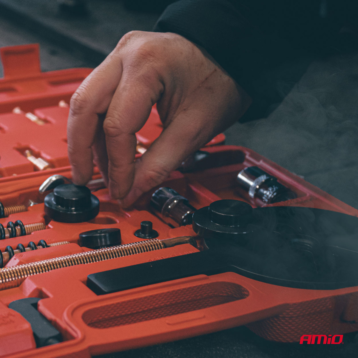 Dreihaken-Lagerabzieher-Set, 44-teilig. AMIO-04760